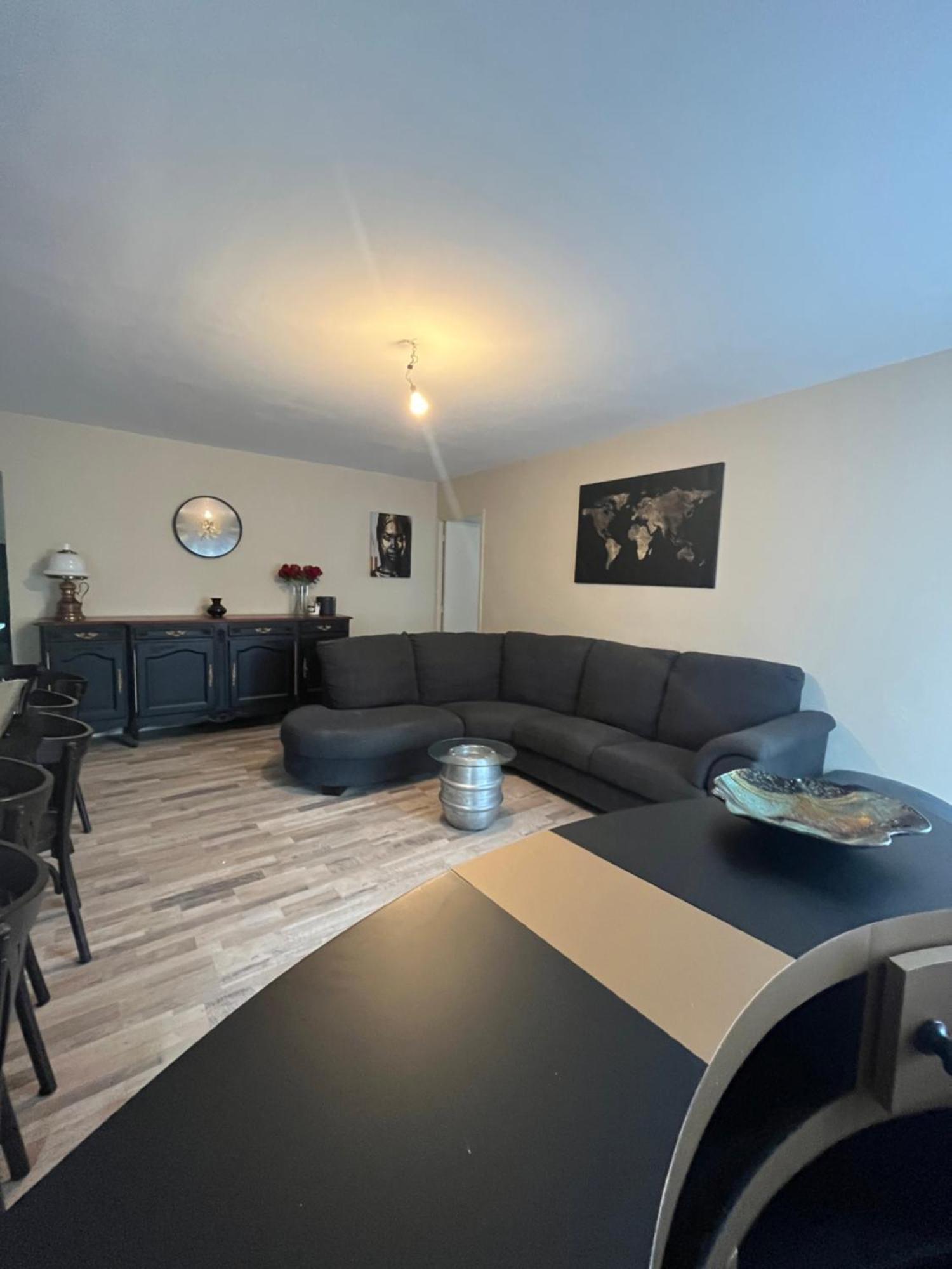 Appart Hotel Les Fleurs Ales Bagian luar foto